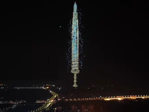 Crostars 4,000 drones forming giant vertical sword for Jingzhou Lantern Festival night sky, 2026